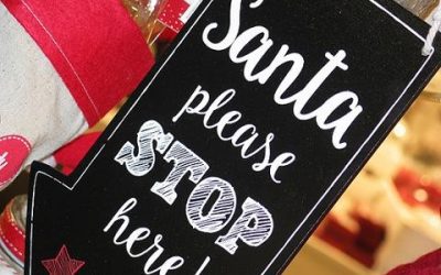 5 Easy Christmas Eve Traditions To Start With Your Family